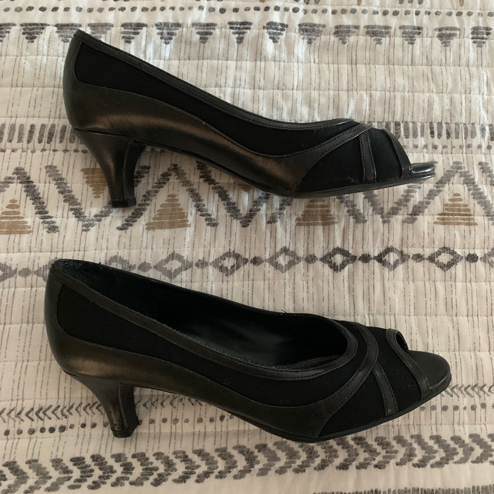 Covington shoes- Size 6